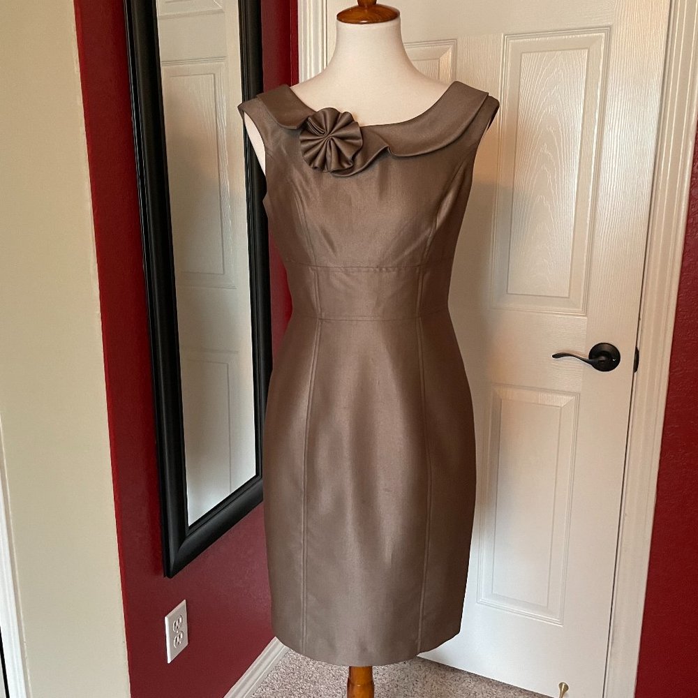Calvin Klein Size 4 Cocktail/Event Dress